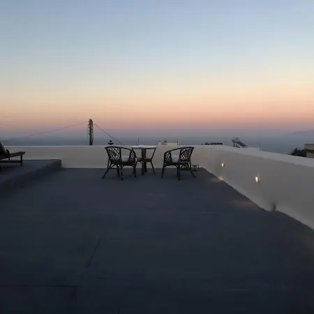 Amaryllis Suites Santorini
